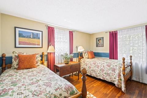 526 Franklin St, Reading, MA 01867 photo 21