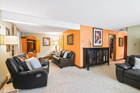 526 Franklin St, Reading, MA 01867 photo 32