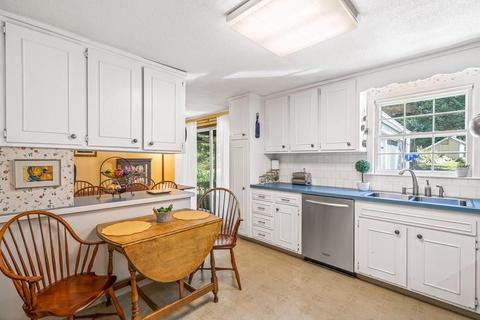 526 Franklin St, Reading, MA 01867 photo 18