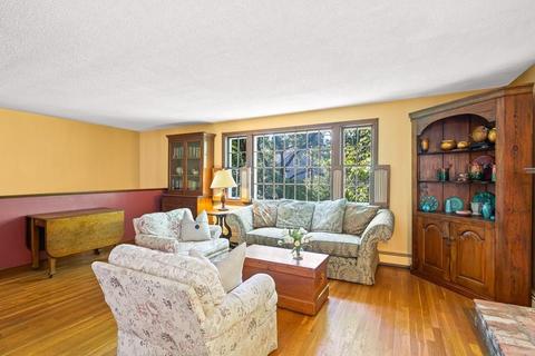 526 Franklin St, Reading, MA 01867 photo 10
