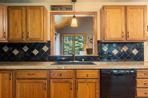 4 Pine Meadow Rd, Phillipston, MA 01331 photo 16