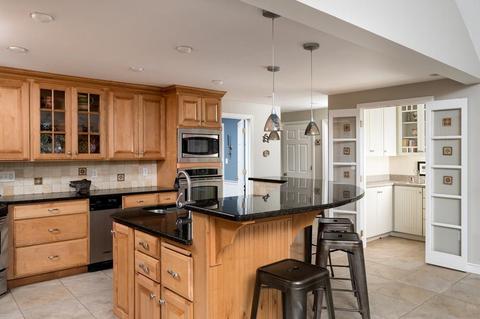 92 High Rock St, Needham, MA 02492 photo 5