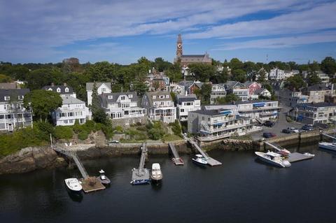 10 Gregory St, Marblehead, MA 01945 photo 1