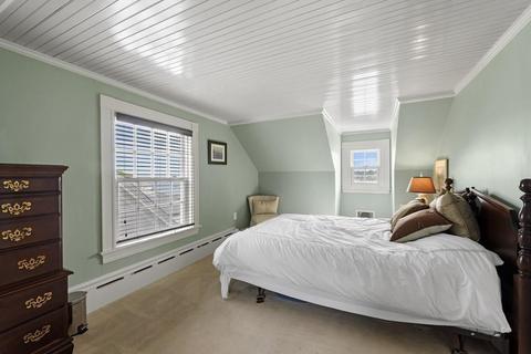 10 Gregory St, Marblehead, MA 01945 photo 23