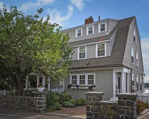 10 Gregory St, Marblehead, MA 01945 photo 2