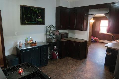 23 Hilton St, Chicopee, MA 01020 photo 9