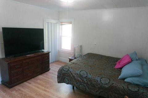 23 Hilton St, Chicopee, MA 01020 photo 23