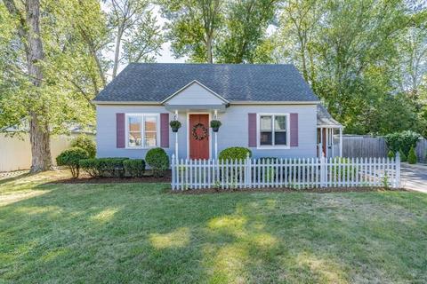38 Hatch St, Springfield, MA 01129 photo 1