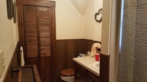 106 Locust Ave, Worcester, MA 01604 photo 17