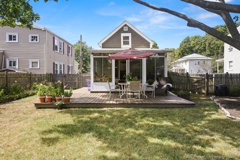 19 Mill St, Danvers, MA 01923 photo 1