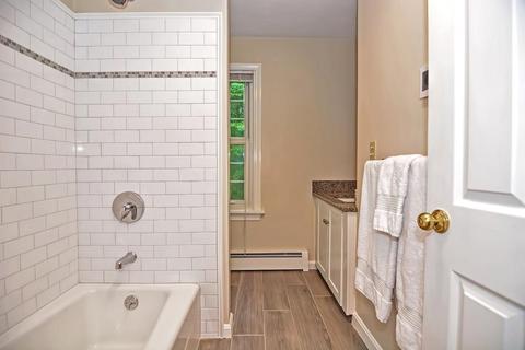 59 South St, Upton, MA 01568 photo 23
