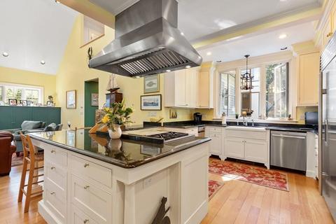 26 Leonard St, Gloucester, MA 01930 photo 10