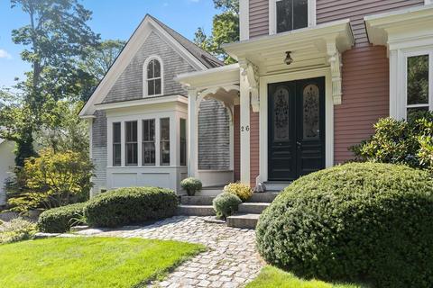 26 Leonard St, Gloucester, MA 01930 photo 4