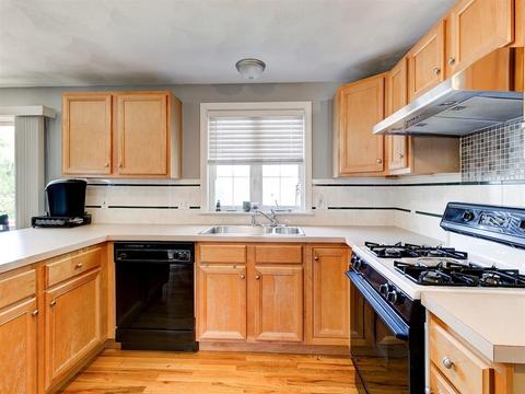 9 Hyde St #B, Danvers, MA 01923 photo 9