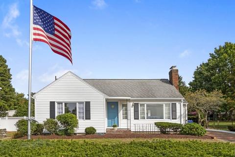 68 Main St, Wakefield, MA 01880 photo 2