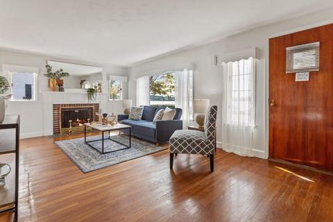 68 Main St, Wakefield, MA 01880 photo 4