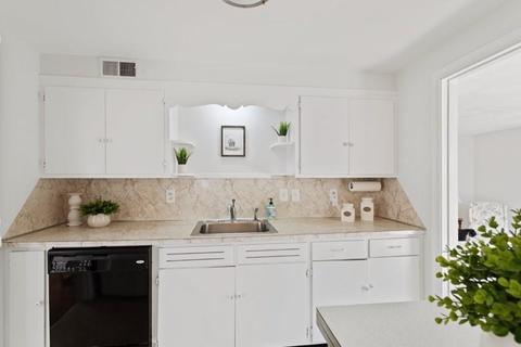 68 Main St, Wakefield, MA 01880 photo 15