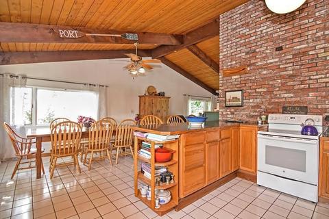 17 Apple St, Gloucester, MA 01930 photo 11