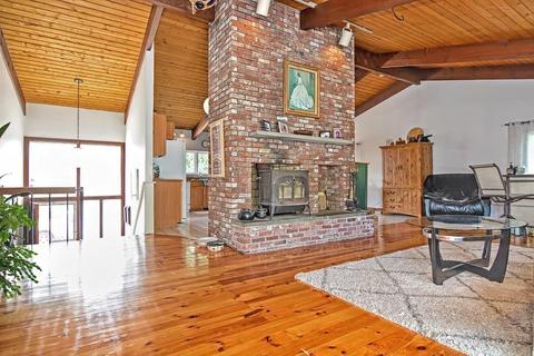 17 Apple St, Gloucester, MA 01930 photo 6