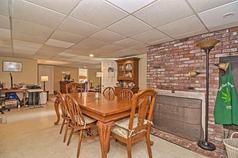 17 Apple St, Gloucester, MA 01930 photo 27
