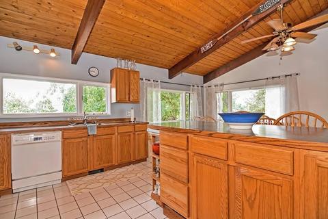 17 Apple St, Gloucester, MA 01930 photo 10
