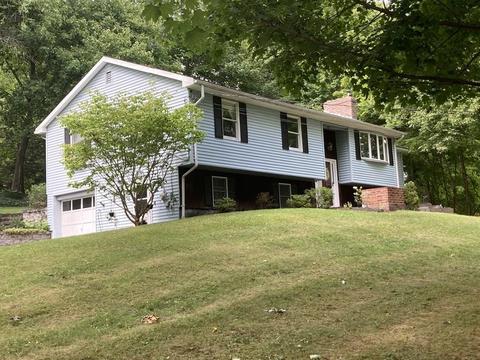 39 Bean Rd, Sterling, MA 01564 photo 2