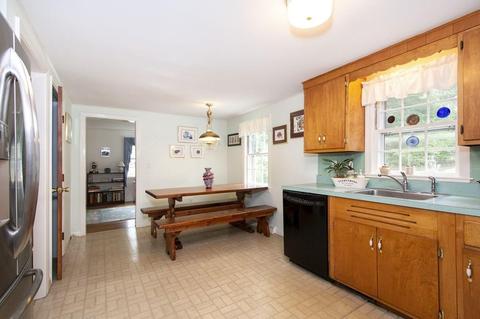 9 Winthrop Rd, Hingham, MA 02043 photo 6