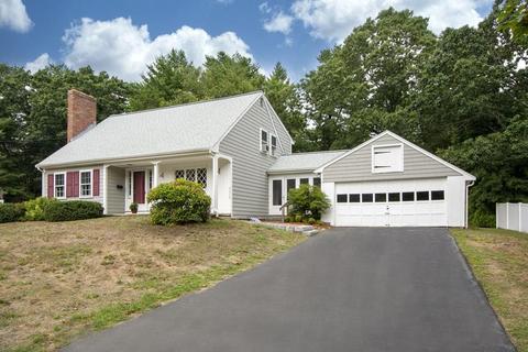 9 Winthrop Rd, Hingham, MA 02043 photo 2
