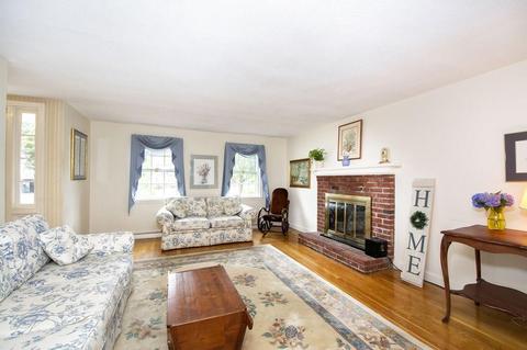 9 Winthrop Rd, Hingham, MA 02043 photo 11