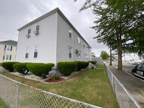 10 Emery St, Fall River, MA 02724 photo 5