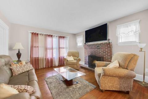 72 Rittenhouse Ter, Springfield, MA 01108 photo 2