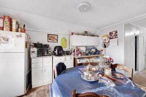 72 Rittenhouse Ter, Springfield, MA 01108 photo 28