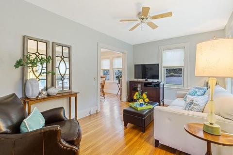 44 Sutherland, Arlington, MA 02476 photo 3