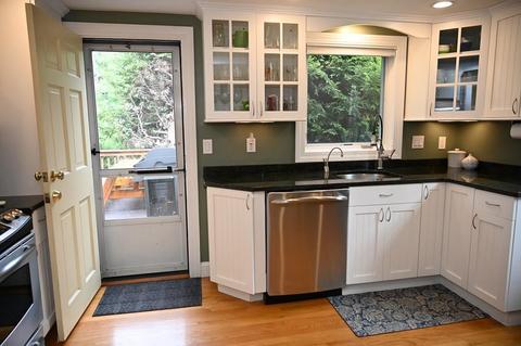 8 Longbow Rd, Lynnfield, MA 01940 photo 10
