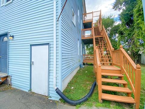 24 Shaw Park Ave, Chicopee, MA 01013 photo 8