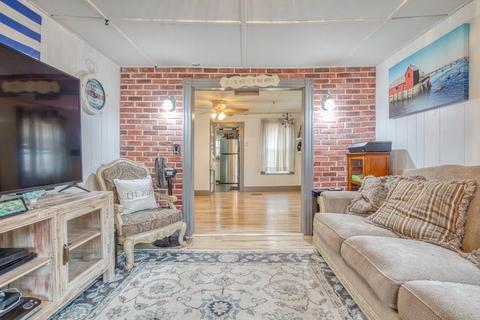 7 Sheldon St, Lynn, MA 01902 photo 4