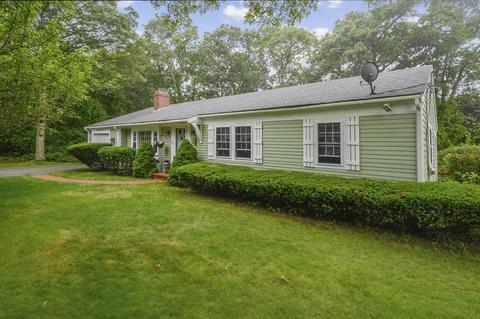 89 Whip-o-will Dr, Barnstable, MA 02601 photo 2