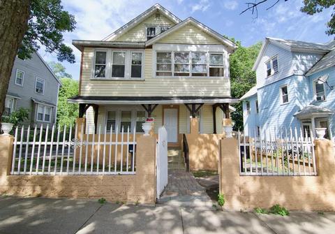 166 Euclid Ave, Springfield, MA 01108 photo 1