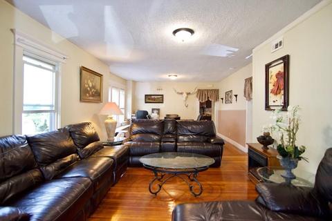 166 Euclid Ave, Springfield, MA 01108 photo 18