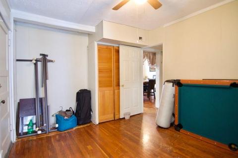 166 Euclid Ave, Springfield, MA 01108 photo 28