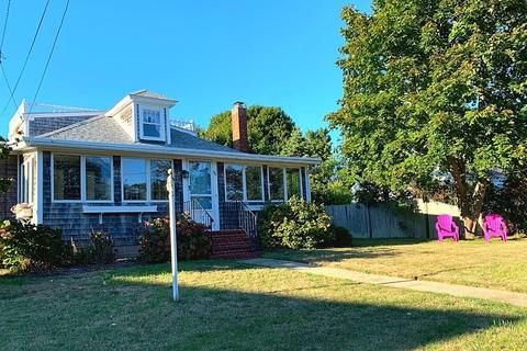 46 Highland St, Barnstable, MA 02601 photo 2