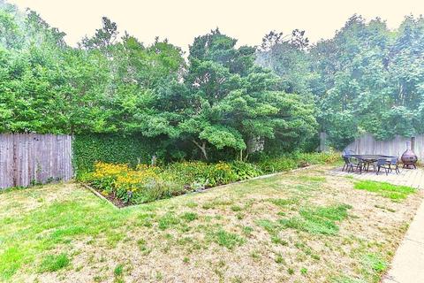 46 Highland St, Barnstable, MA 02601 photo 35