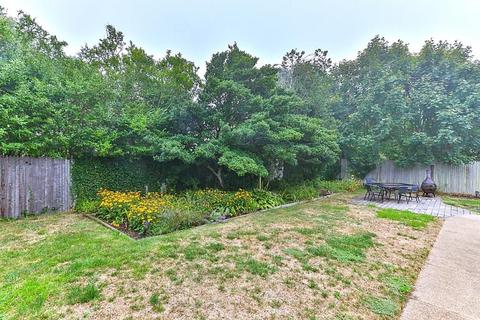 46 Highland St, Barnstable, MA 02601 photo 39