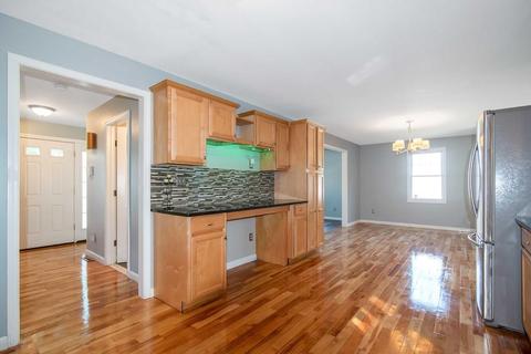 20 Emeline Ct, Springfield, MA 01128 photo 11