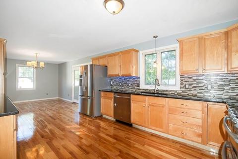 20 Emeline Ct, Springfield, MA 01128 photo 10