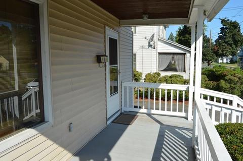 84 Upland St, Springfield, MA 01104 photo 3