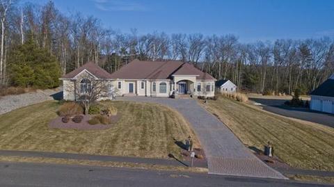 148 Cislak Dr, Ludlow, MA 01056 photo 1