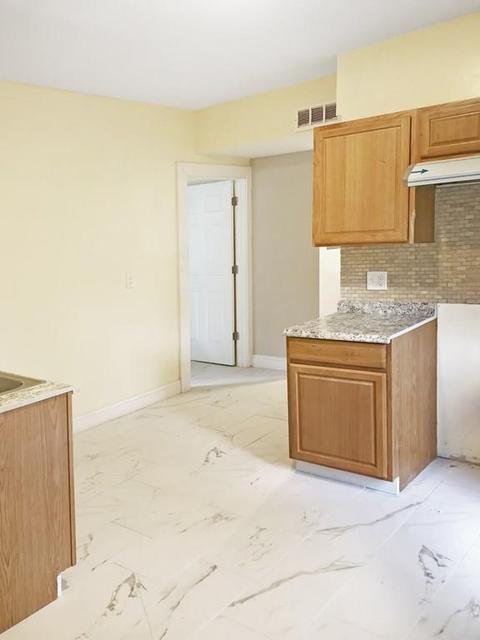 95 Westminster, Springfield, MA 01108 photo 11
