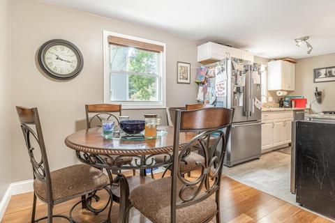 50 Simon St, Beverly, MA 01915 photo 9