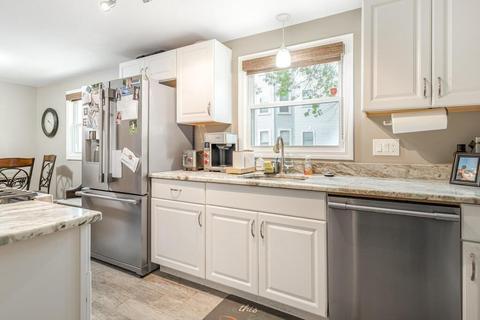 50 Simon St, Beverly, MA 01915 photo 15